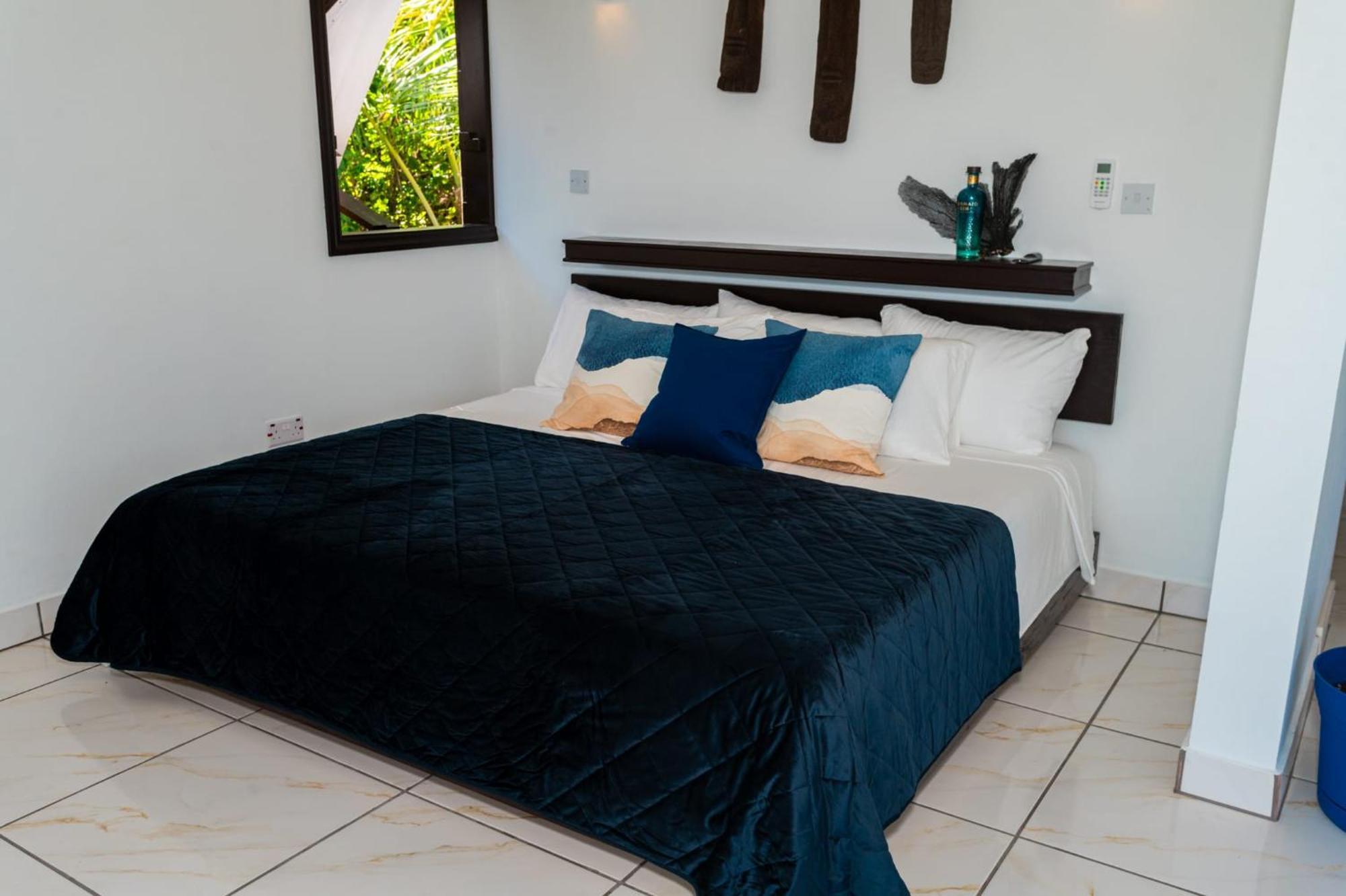 Hodges Bay House Apartment Calibishie ภายนอก รูปภาพ