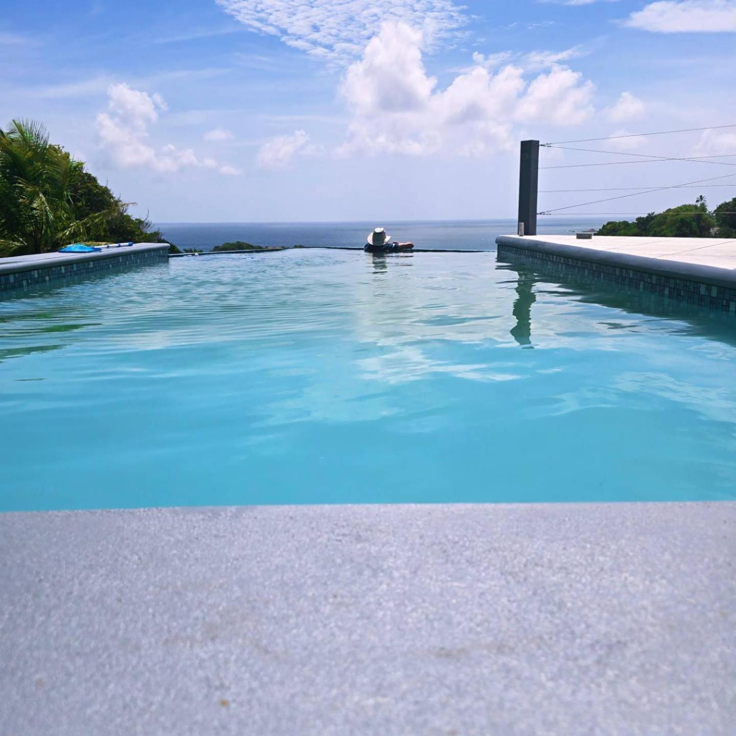 Hodges Bay House Apartment Calibishie ภายนอก รูปภาพ
