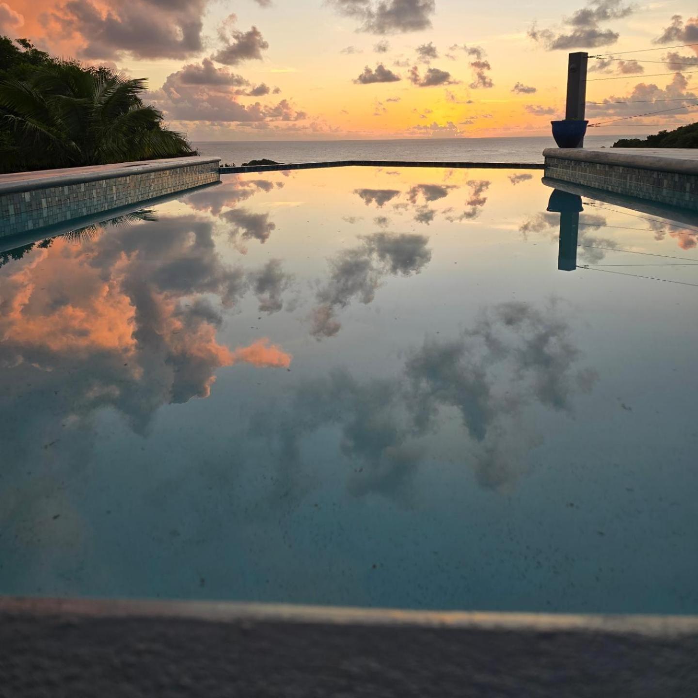 Hodges Bay House Apartment Calibishie ภายนอก รูปภาพ