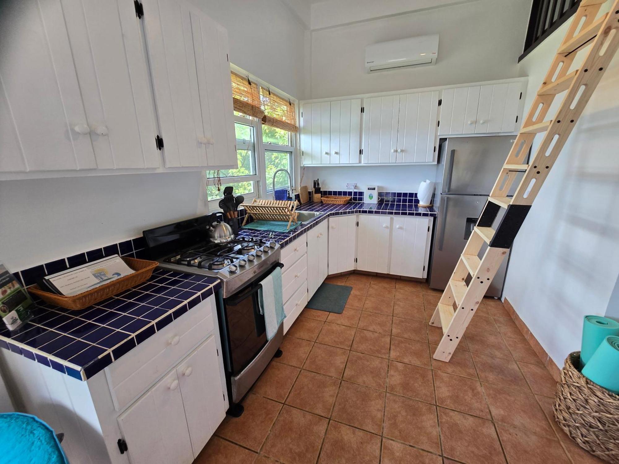 Hodges Bay House Apartment Calibishie ภายนอก รูปภาพ